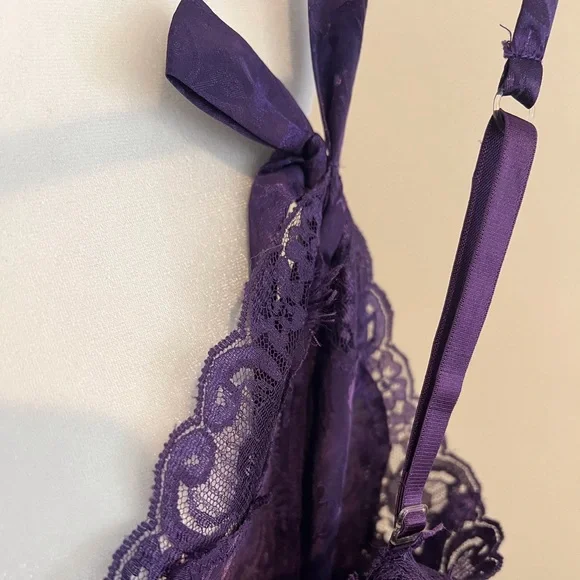 Vintage Victoria’s Secret Gold Label Lace Teddy Purple Lingerie Bodysuit